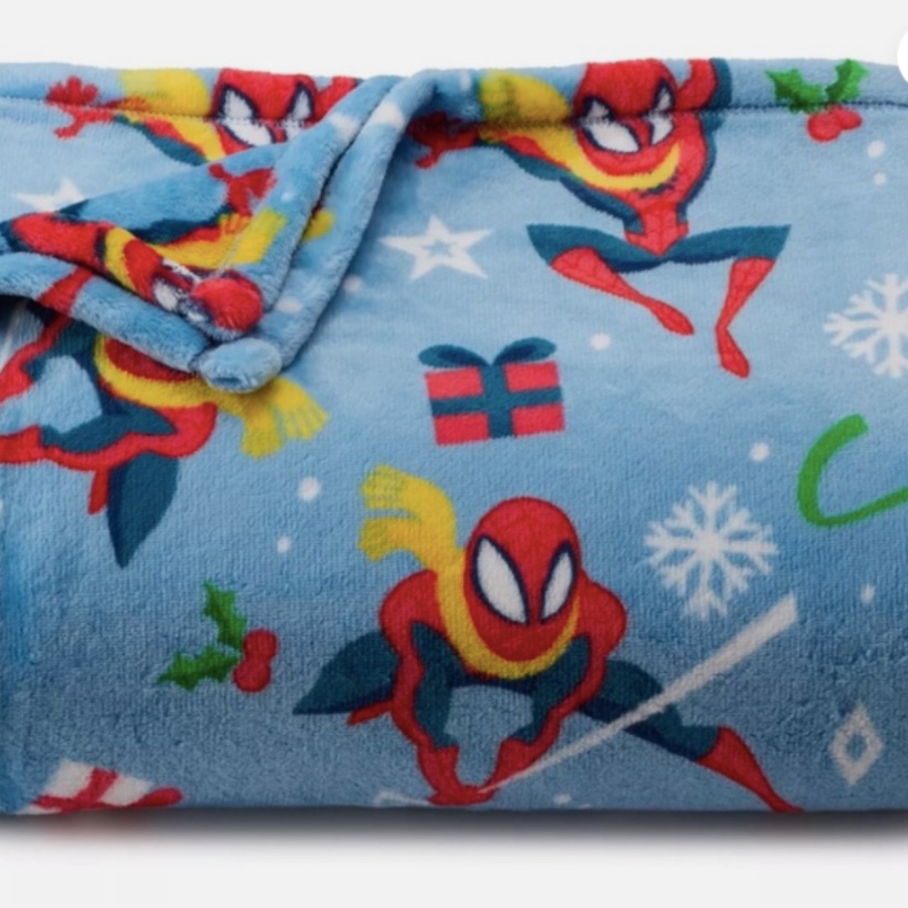 LOT of 2 NWT The Big One Marvel Spiderman Oversized Holiday Plush throw blankets